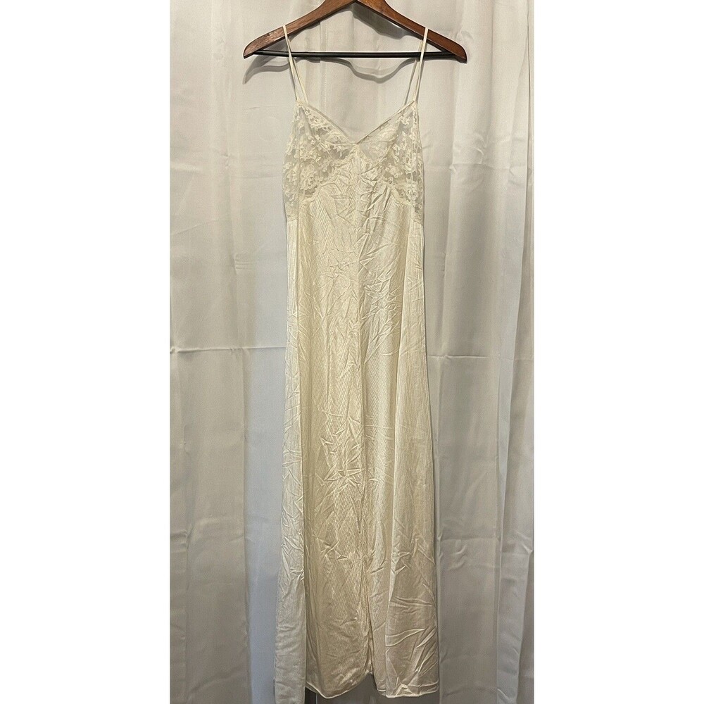 Vintage Miss Elaine White Nylon Lace Sheer Sleeveless Nightgown Size Small